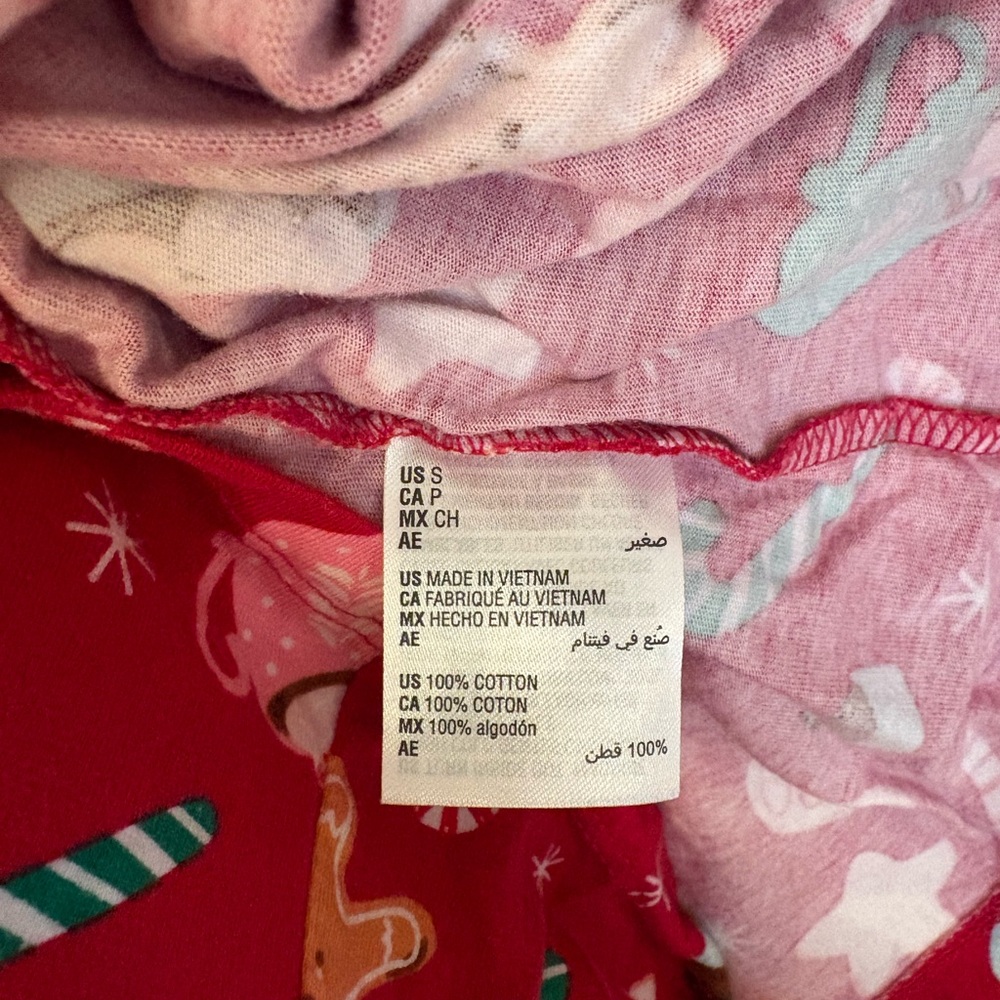 Macy's Red Holiday Christmas Pajama Set - Picture 6 of 6